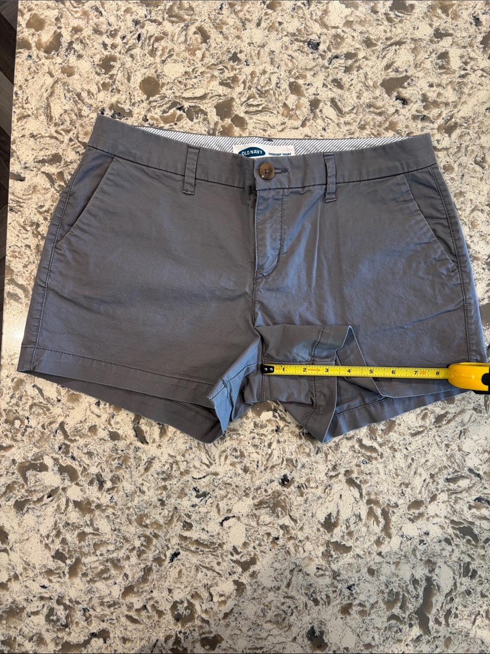 Old Navy Women's Charcoal Everyday Short